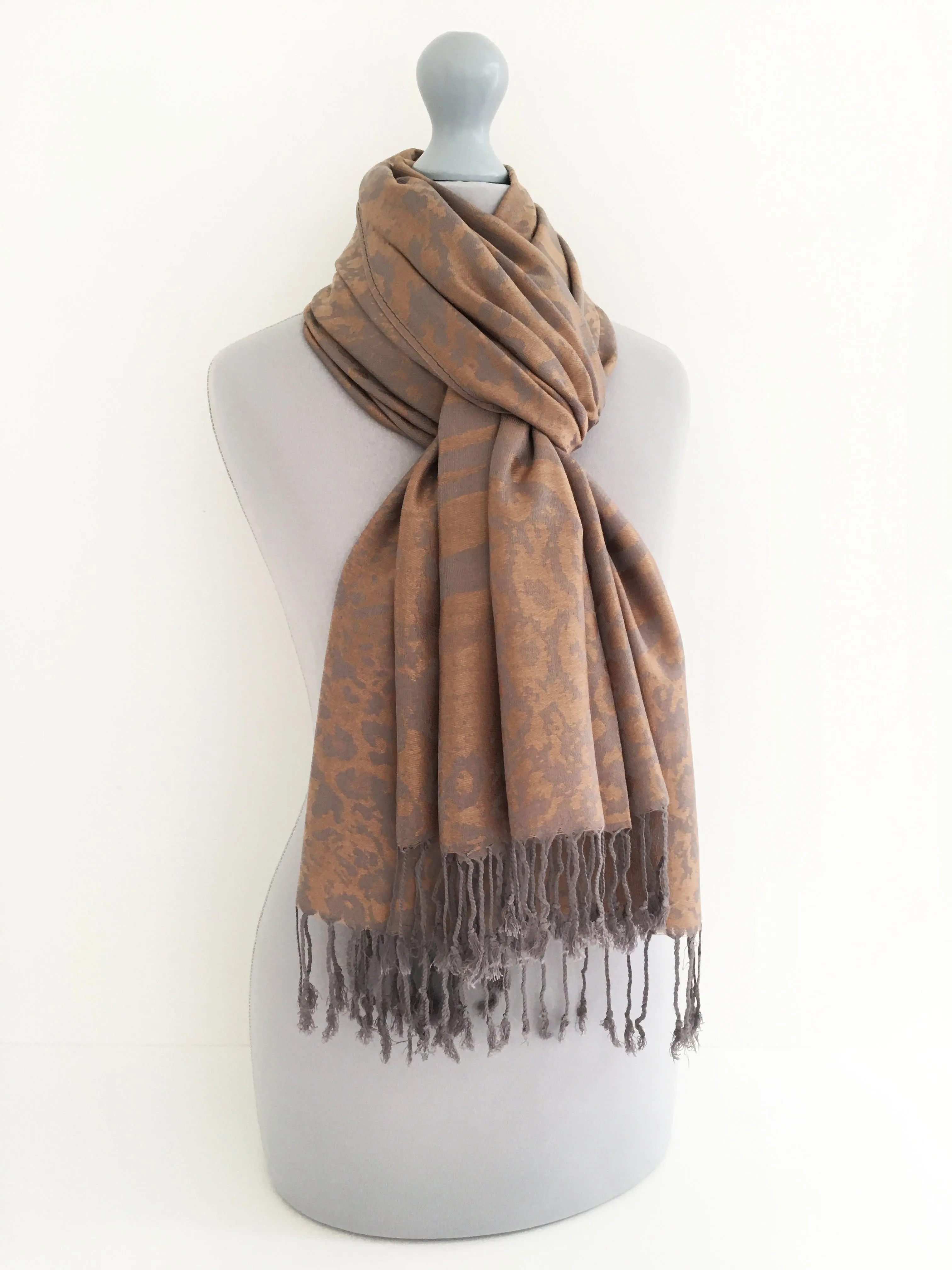 BRONZE LARGE LEOPARD PRINT REVERSIBLE PASHMINA SHAWL SCARF