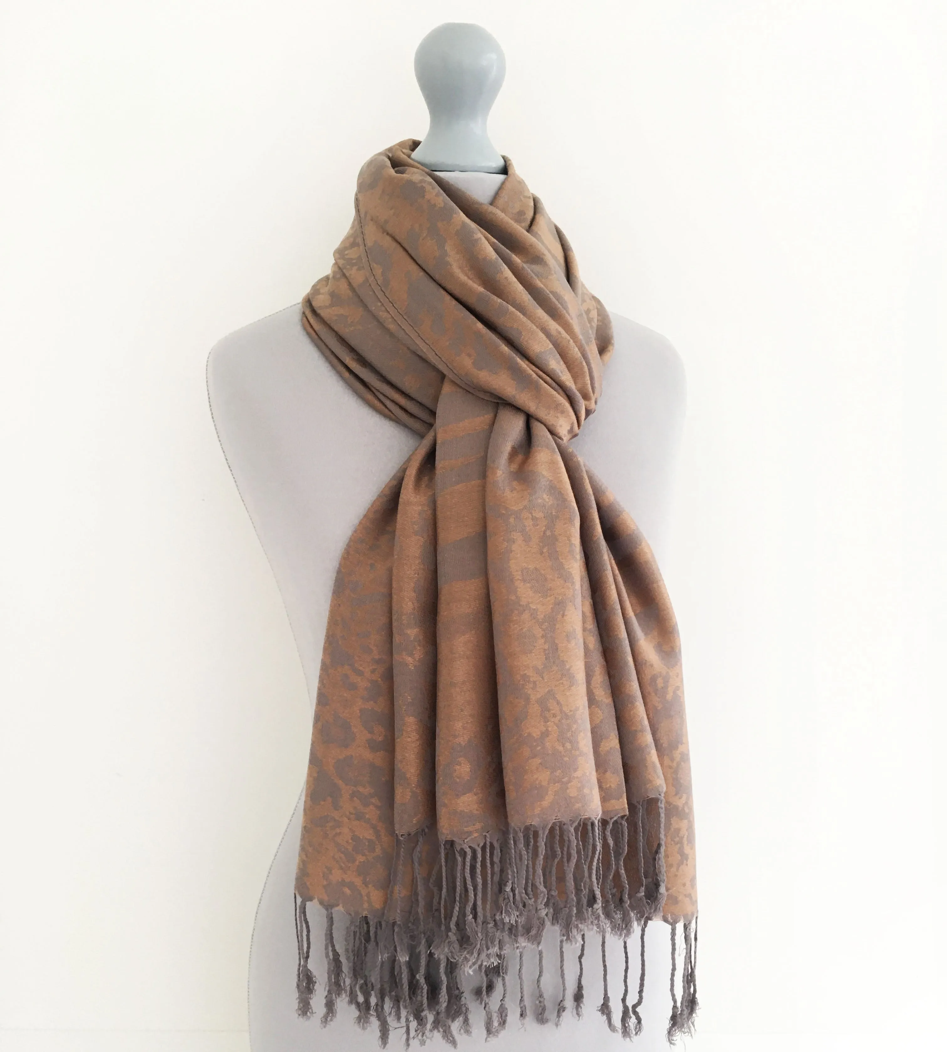 BRONZE LARGE LEOPARD PRINT REVERSIBLE PASHMINA SHAWL SCARF