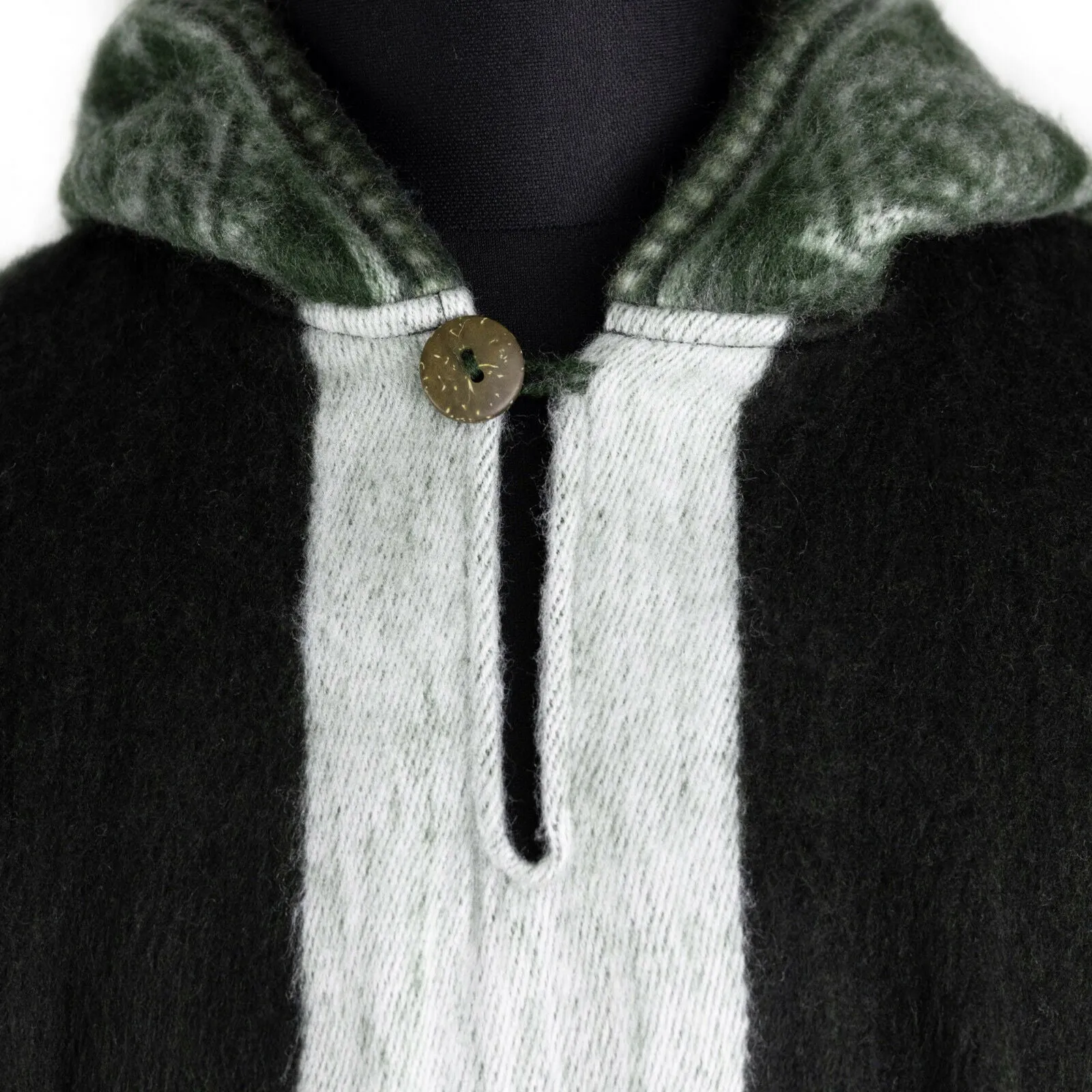 Isazi - Lightweight Baby Alpaca Hooded Poncho - Emerald Green - Unisex