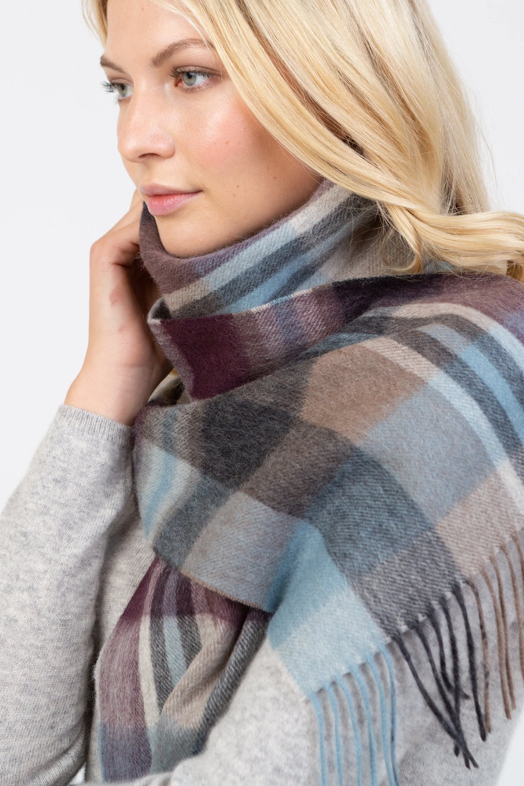 Square Check Lambswool Scarf - Damson